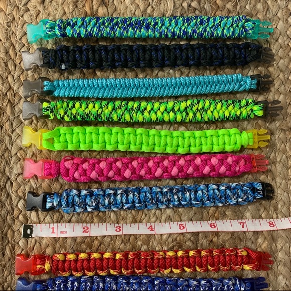🚻 5/$14! Parachute cord survival macrame bracelet - Picture 3 of 10